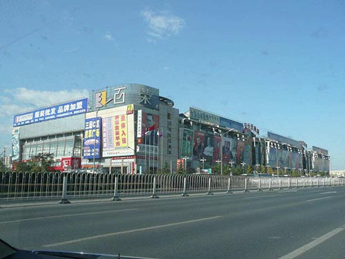 河南鄭州超（chāo）市貨架批發市場（chǎng）在哪裏